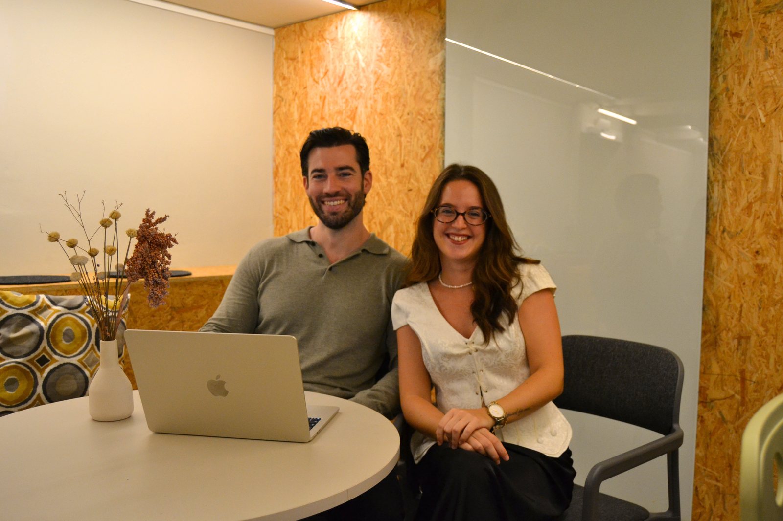 Jonatan Aguilera y Carlota Magallón, fundadores de Luxor Talent